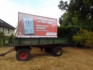Banner am Ortseingang von Brelingen