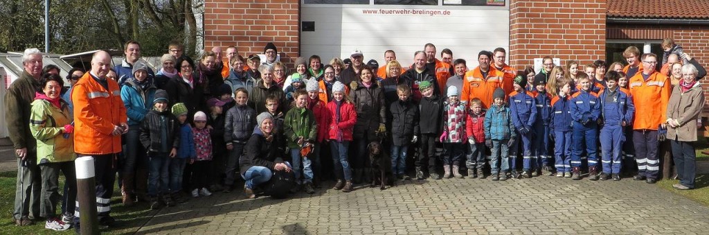 Teilnehmer der Müllsammelaktion 2015